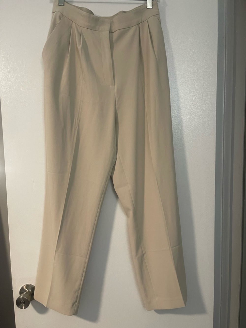 H&M Tailored High-Waist Cream Trousers